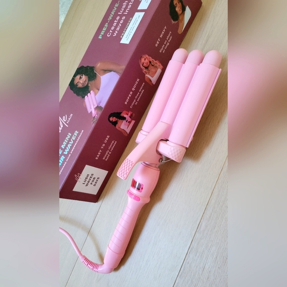 *SOLD* MERMADE The Mini Hairwaver - Picture 3 of 6
